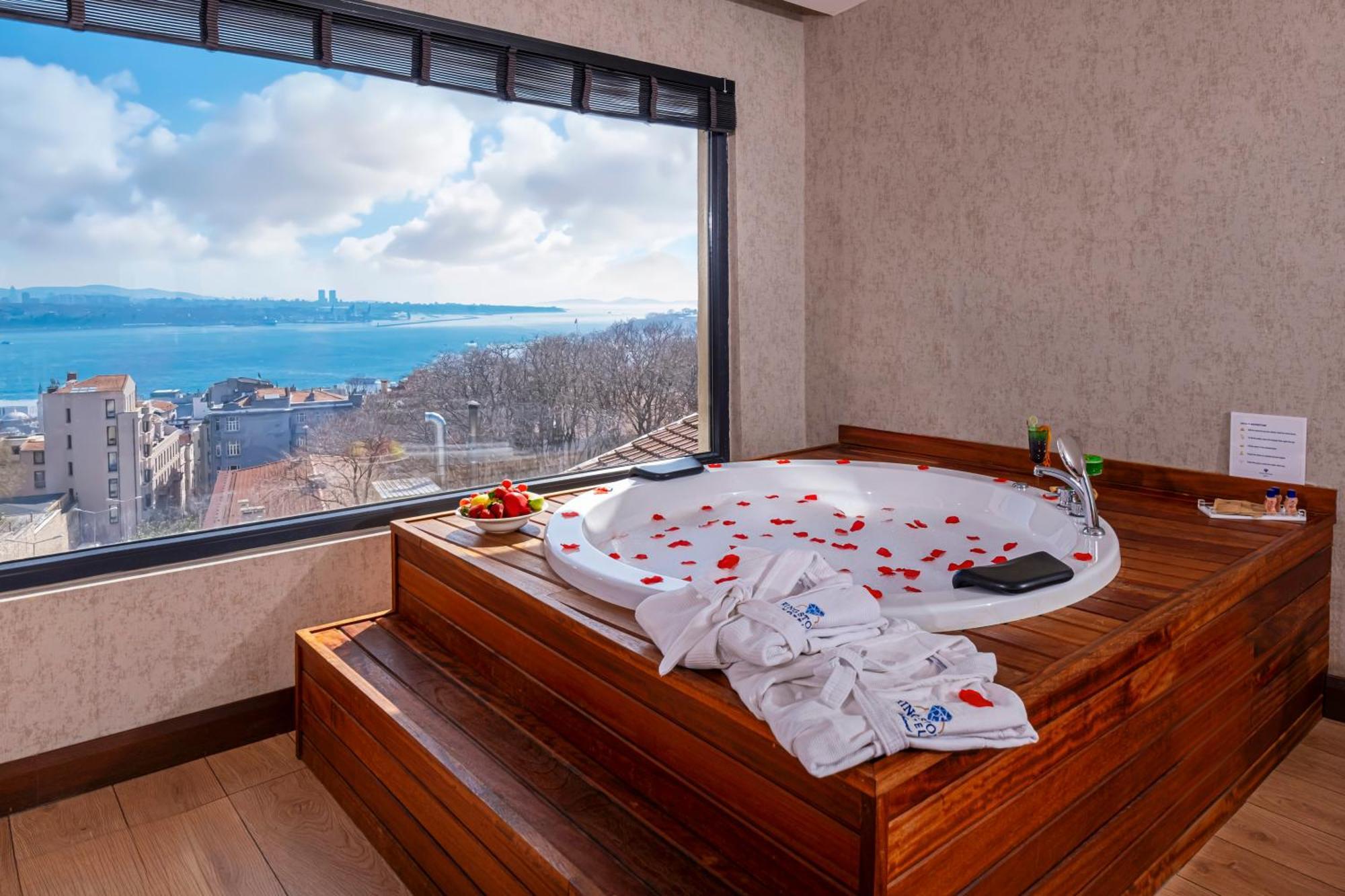 Ring Stone Hotels Bosphorus - Special Class Estambul Exterior foto